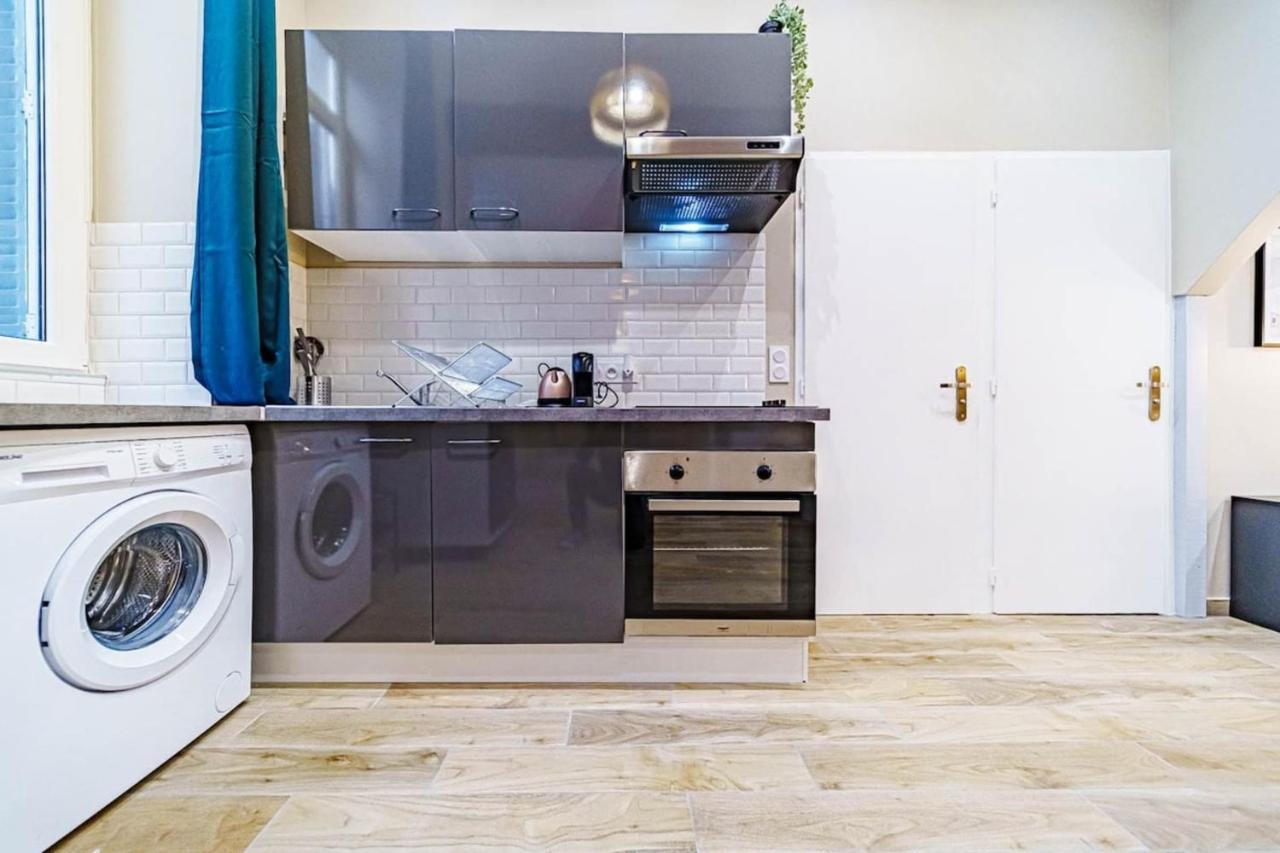 The Montesquieu Loft - Spacious 6 People - Saxe Gambetta Apartment Lyon